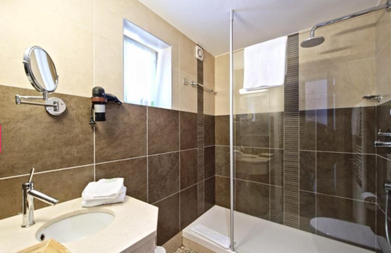 Hotel Saint-Amour Дюрбюи Экстерьер фото